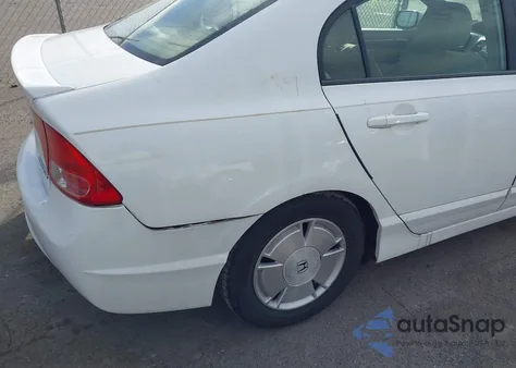 2007 Honda Civic Hybrid from USA, damaged, VIN JHMFA362X7S027236